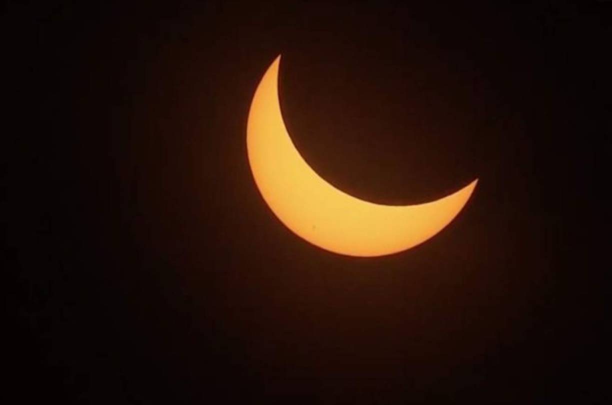 Eclipse total de Sol sobre la costa oeste de Estados Unidos.