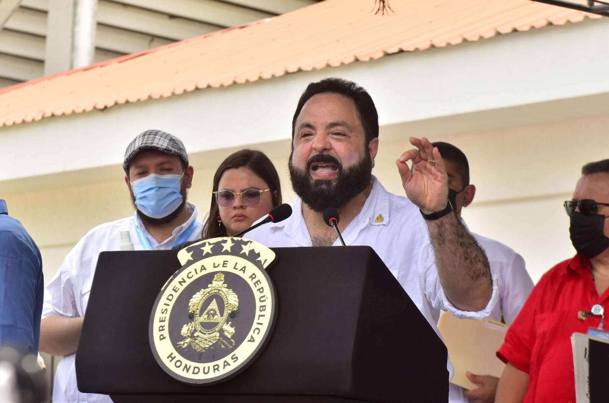 ”Jamás me aliaría con gente vinculada a actos de corrupción y narcotráfico”, aseguró el titular del Legislativo. 