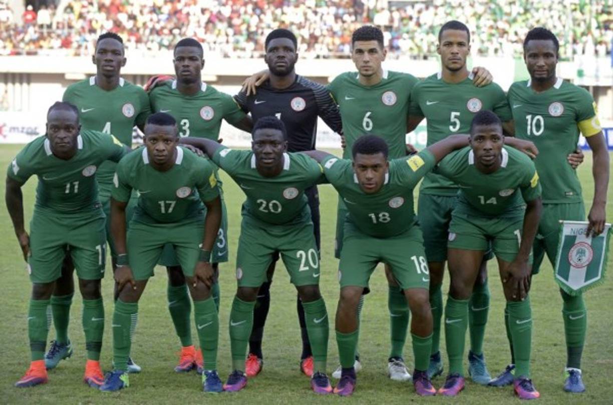 Nigeria se clasificó para la Copa Mundial de la FIFA Rusia 2018 convirtiéndose en la primera selección africana que lo consigue. Será la 6ª fase final para las Súper Águilas.