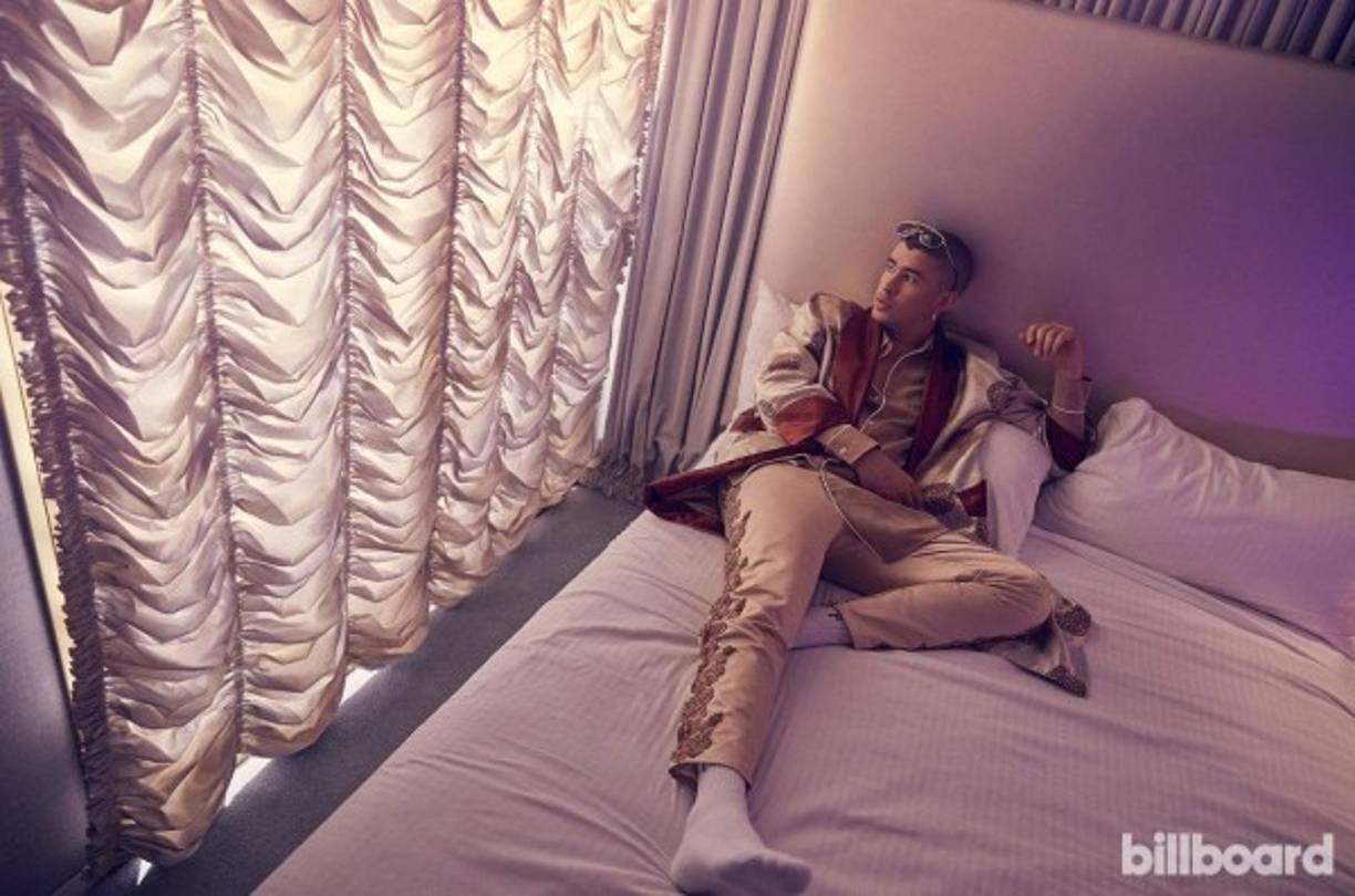 El álbum es un homenaje a mi generación, tanto musicalmente como a la cultura popular de cuando éramos jóvenes', dice Bad Bunny, quien acaba de ser nominado para los 12 Billboard Latin Music Awards, incluido el artista del año. <br/>Los milleniales que, como él, crecieron escuchando los actos latinos veteranos, sin duda estaban listos para un artista de su misma edad.