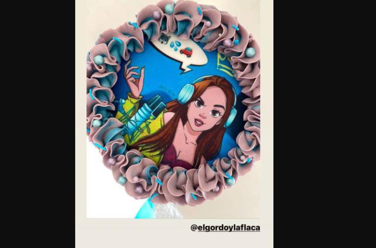 La cantante colombiana también recibió una torta de parte del programa “El Gordo y la Flaca”.