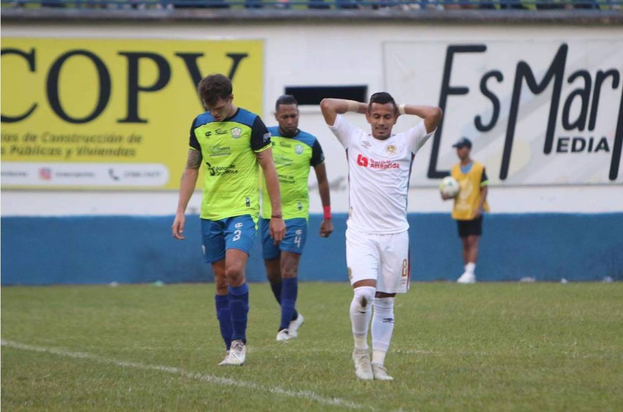 Edwin Rodríguez entró de cambio y tampoco pudo marcar.