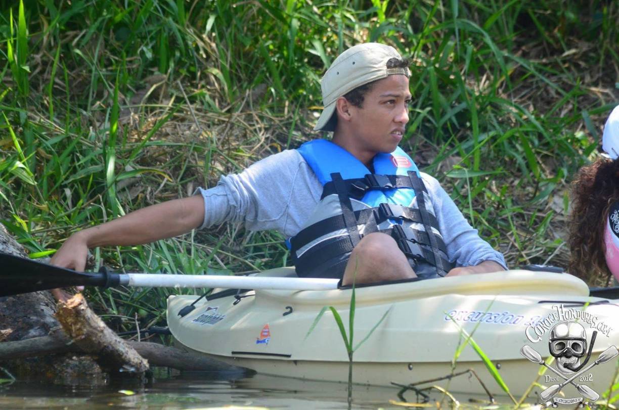 Inmediatamente después de su muerte, las redes sociales se llenaron de lamentos entre sus amigos.