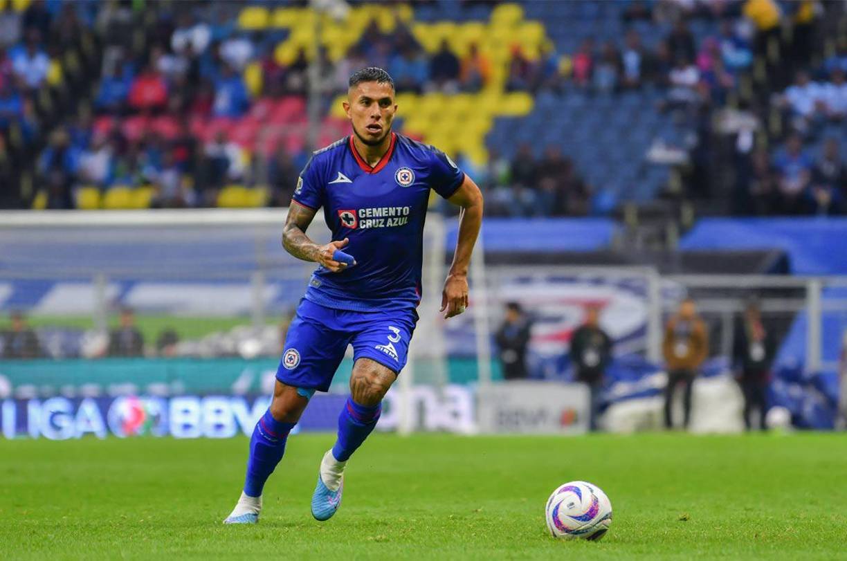 Además la familia señaló que el atleta no acudió a los actos fúnebres y tampoco se había comunicado con sus seres queridos.