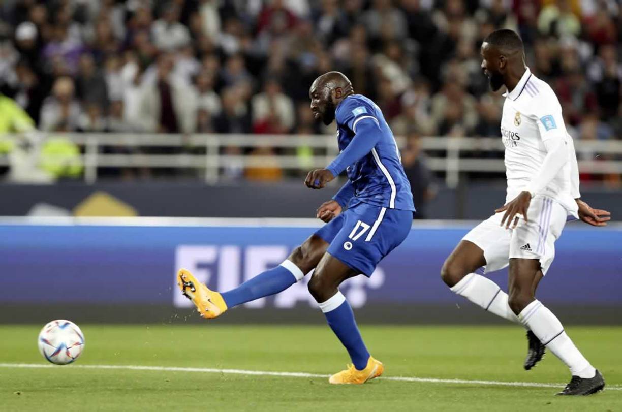 El Al HIlal descontó con este derechazo del delantero franco-maliense Moussa Marega, que dejó atrás a Antonio Rüdiger.