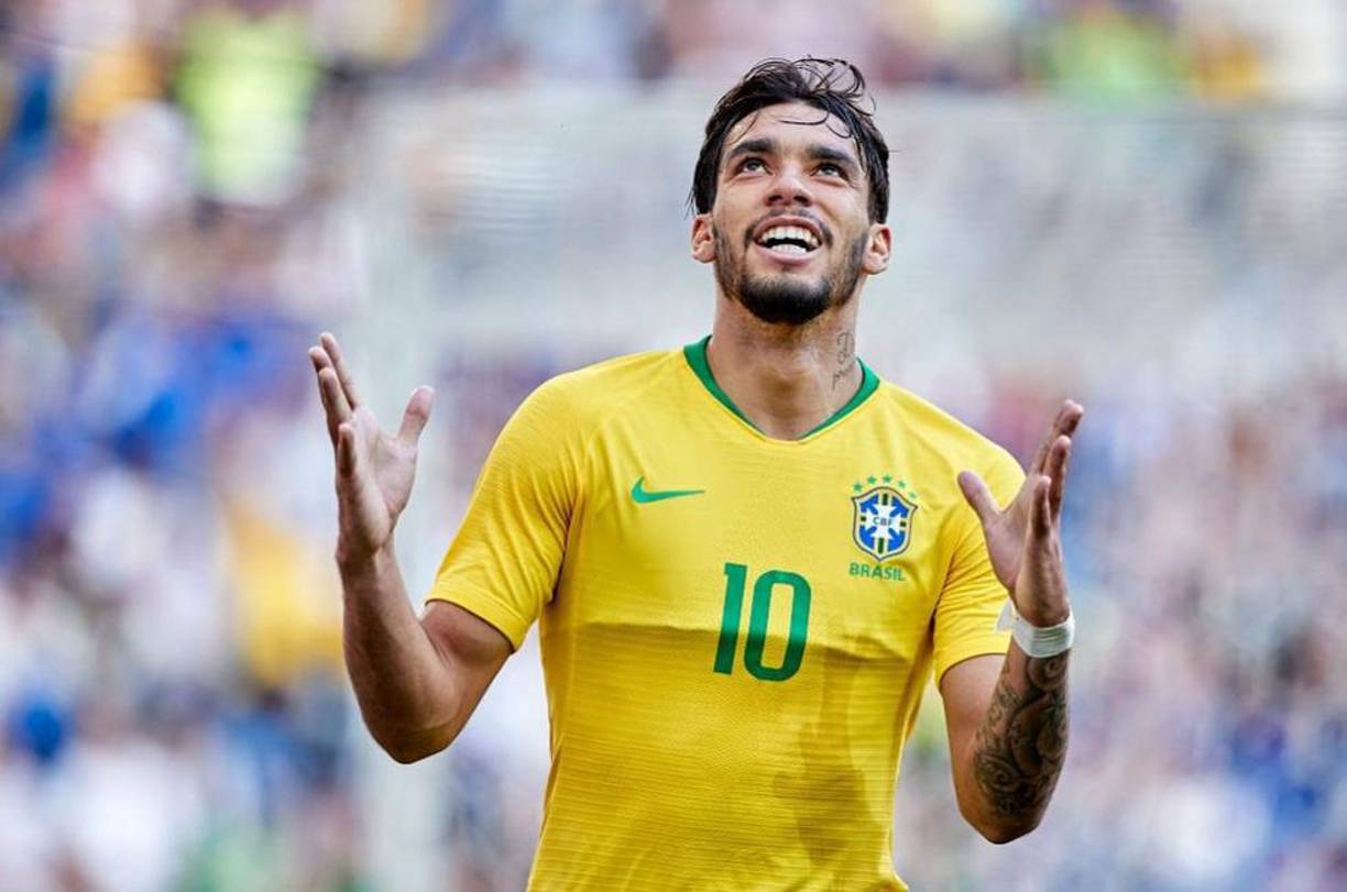 El brasileño Lucas Paquetá está en el radar del Manchester City de Pep Guardiola, que ya busca sustituto a Bernardo Silva. Sin embargo, el traspaso del mediapunta brasileño del Olympique de Lyon a Inglaterra aún está lejos de completarse, según apunta L’Equipe