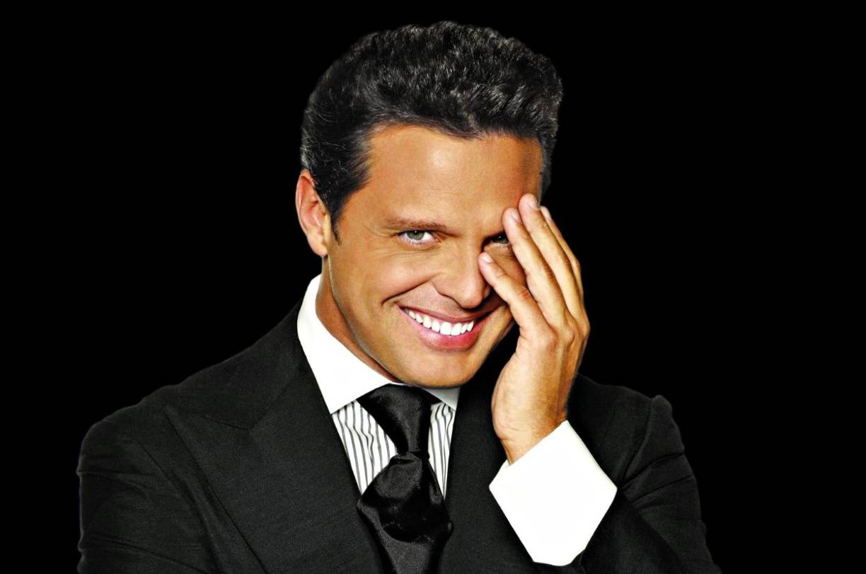 Según el programa ¡Siéntese quien pueda!, parece que Luis Miguel podría enfrentar una nueva demanda. Al parecer, ni el cantante ni su equipo habrían liquidado una deuda con una empresa de aviación cuyos servicios utilizaron antes de su gira.