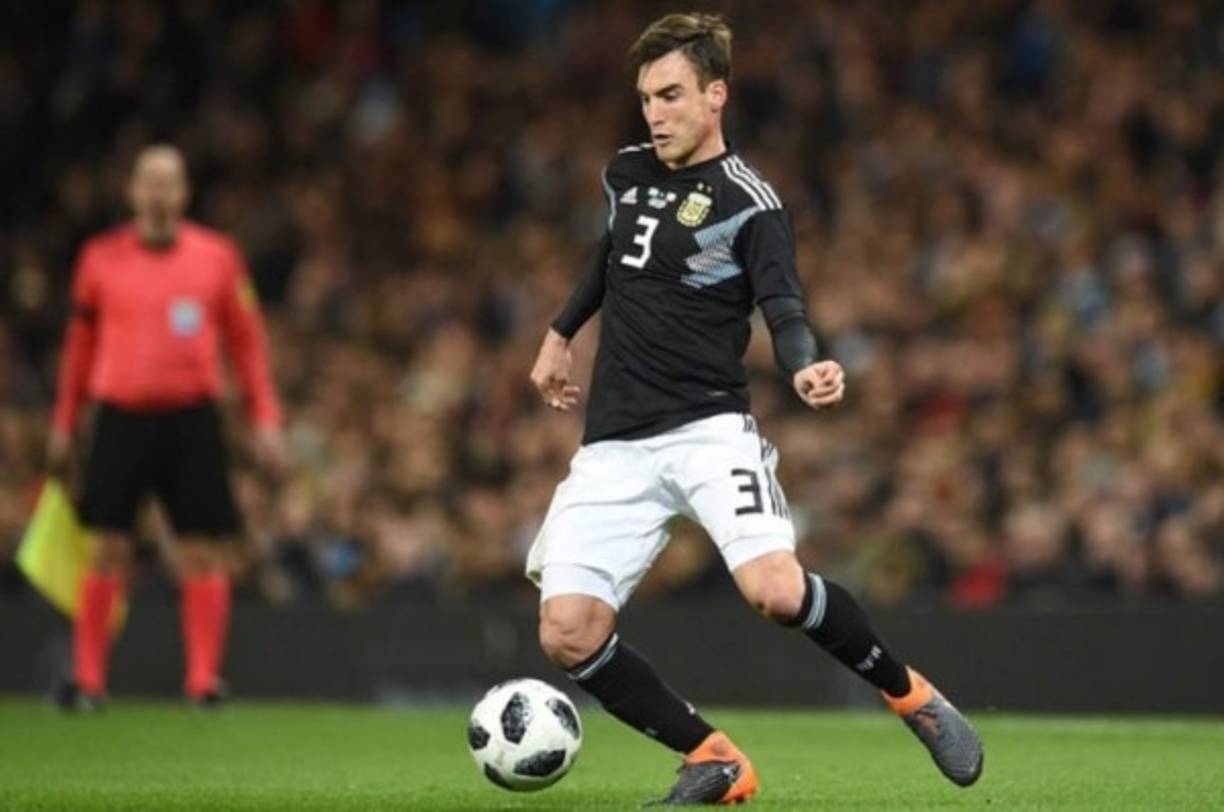 Nicolás Tagliafico: Lateral por la banda izquierda. Juega en el Ajax de Holanda.