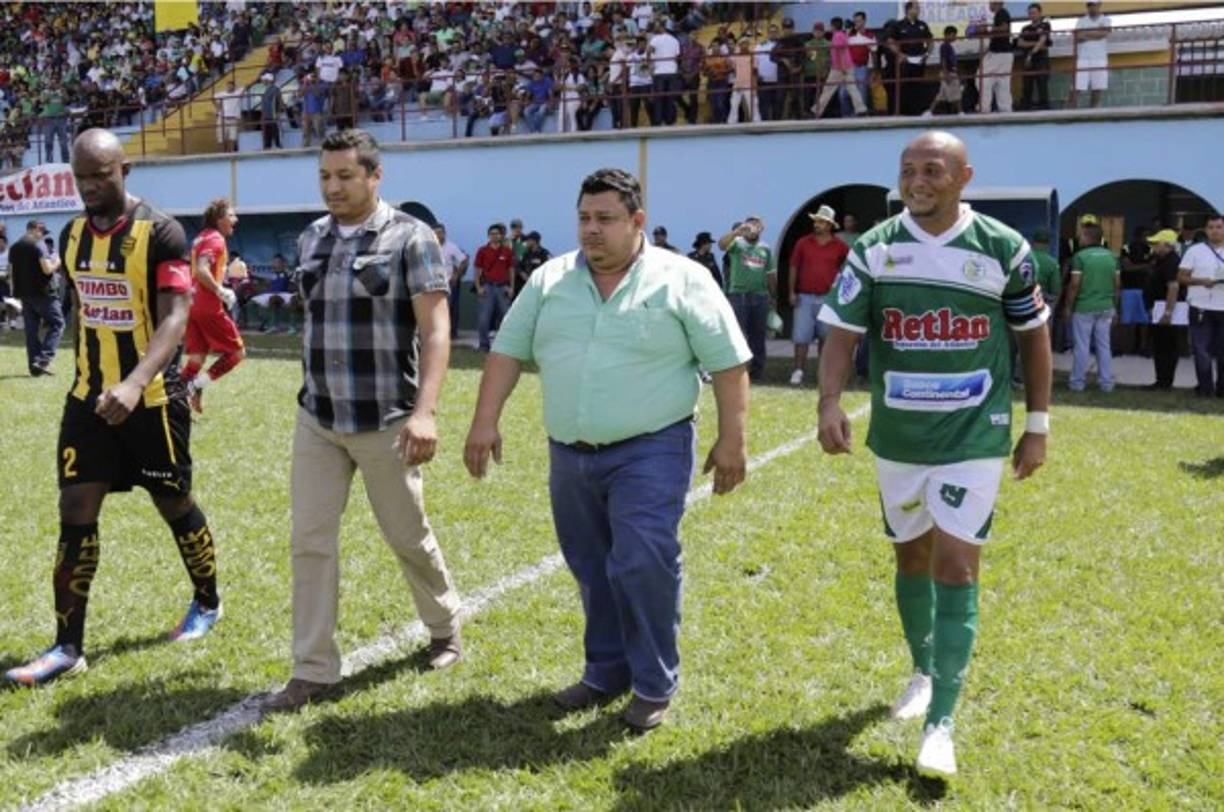 Juticalpa FC y Real España dieron un lindo juego.