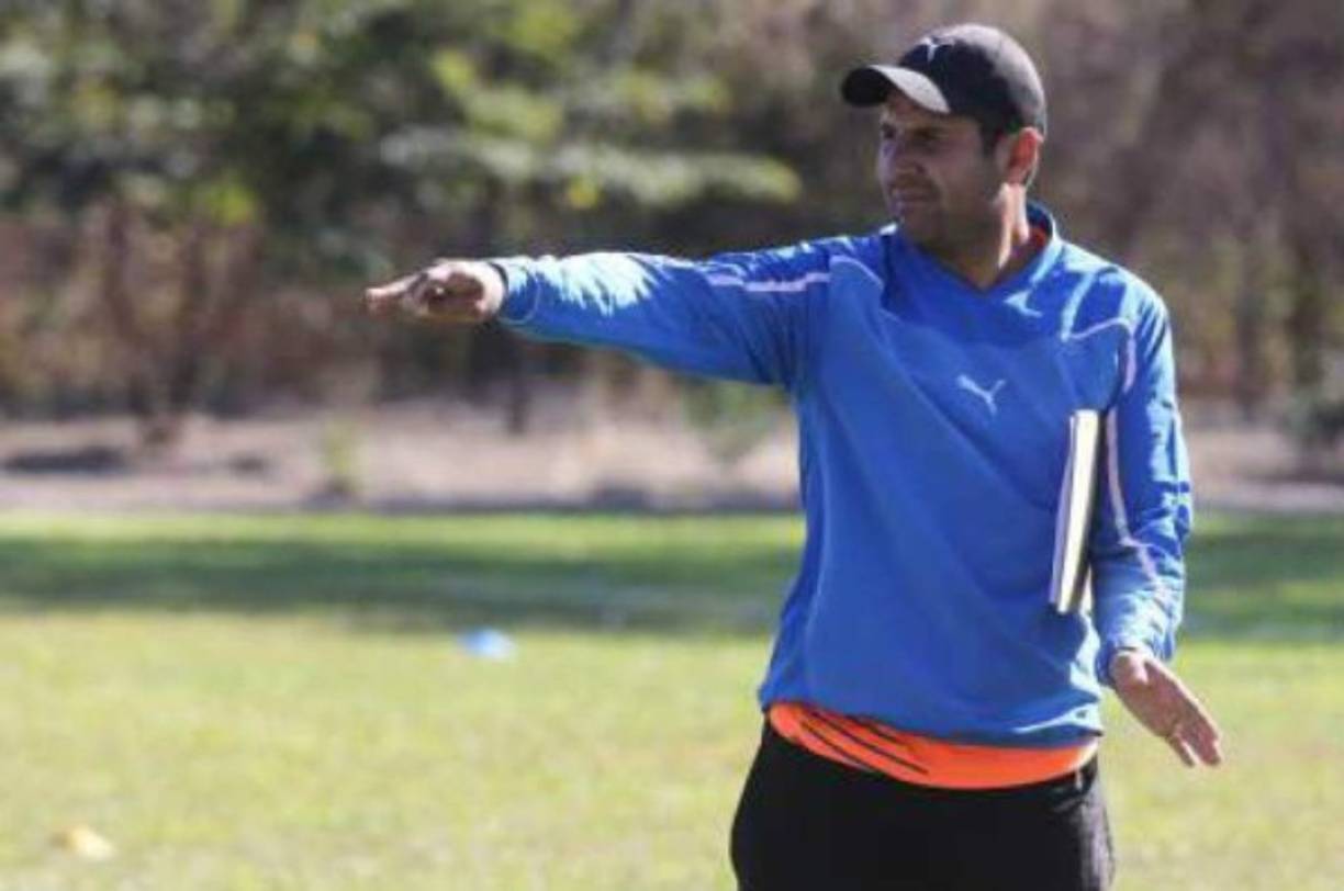 Nerlin Membreño: El lateral izquierdo también fue dirigido por Edwin Pavón en el Olimpia.