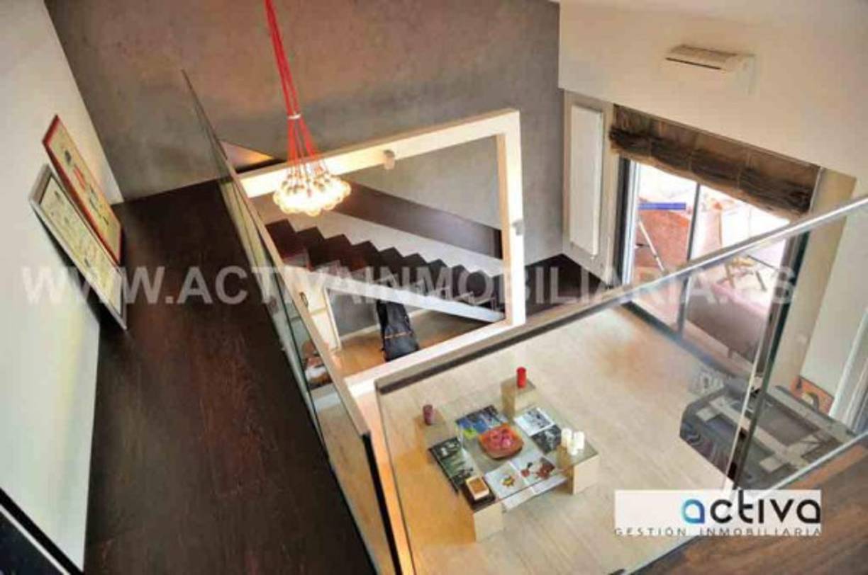 La nueva mansión de Malcom luce espectacular.