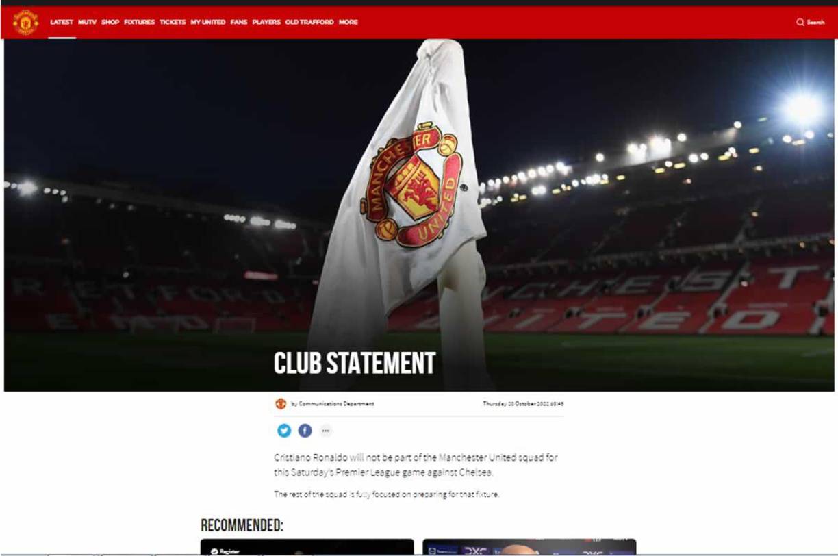 El Manchester United anunció el jueves un castigo para Cristiano Ronaldo y decidió que el jugador no fuera convocado para el partido del sábado contra el Chelsea después de su ataque de ira. CR7 también recibió una multa, dos semanas sin salario.