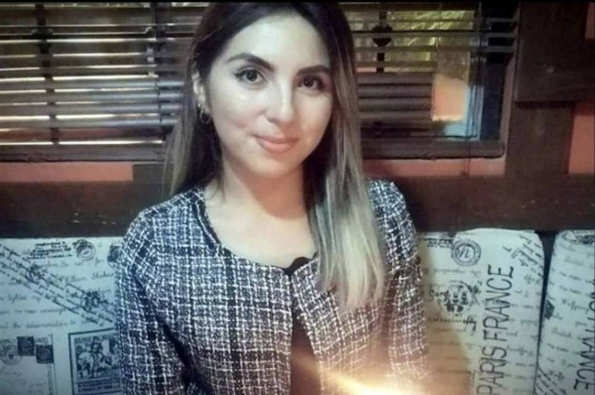 La universitaria Rosalía Yazmín Duarte Canevett fue asesinada con al menos nueve disparos de arma de fuego este lunes afuera de su domicilio en el Municipio de Empalme, ubicado en la región sur de Sonora.