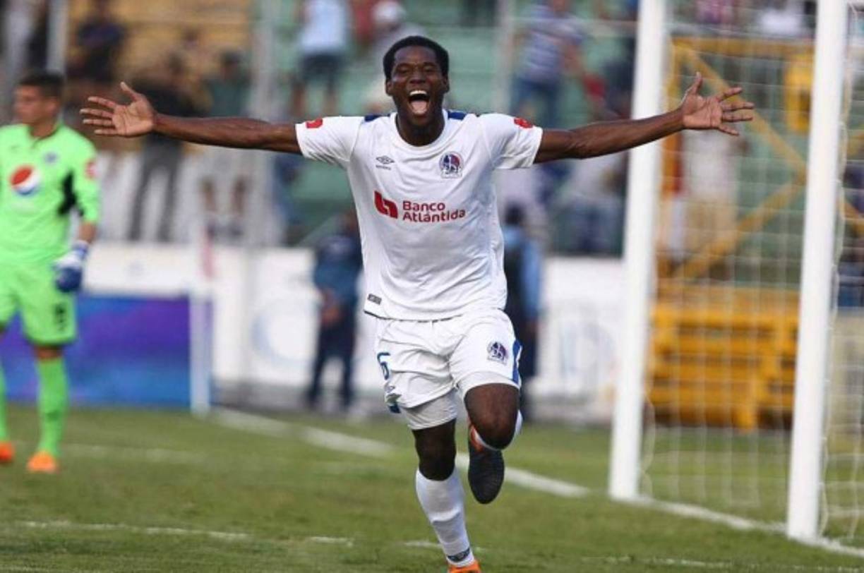 Dabirson Castillo: El defensor estaría teniendo sus horas contadas como futbolista del Olimpia. Terminó su contrato y en el club olimpista no están interesados en renovarle.