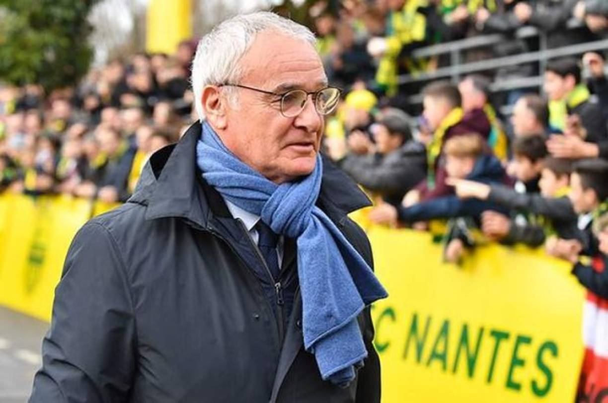 Claudio Ranieri, tras tocar el cielo en Inglaterra con el Leicester, y al borde de su jubilación (tiene ya 66 años), podría firmar su último contrato con el Olympique de Lyon, según The Sun