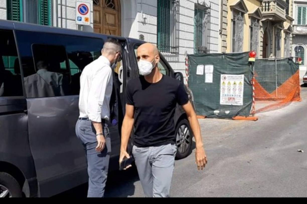 Borja Valero está a punto de volverse a convertir en jugador de la Fiorentina. El español ya estuvo en este equipo italiano entre 2012 y 2017. Llega procedente del Inter de Milán.