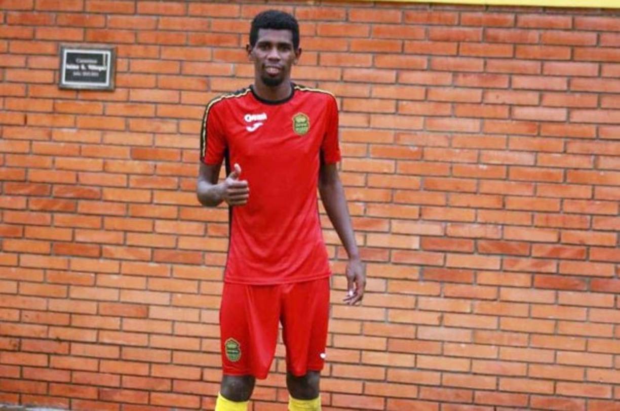 Ricky Barrios: El defensor se encuentra entrenando con Real España en donde espera convencer al entrenador uruguayo Ramiro Martínez.