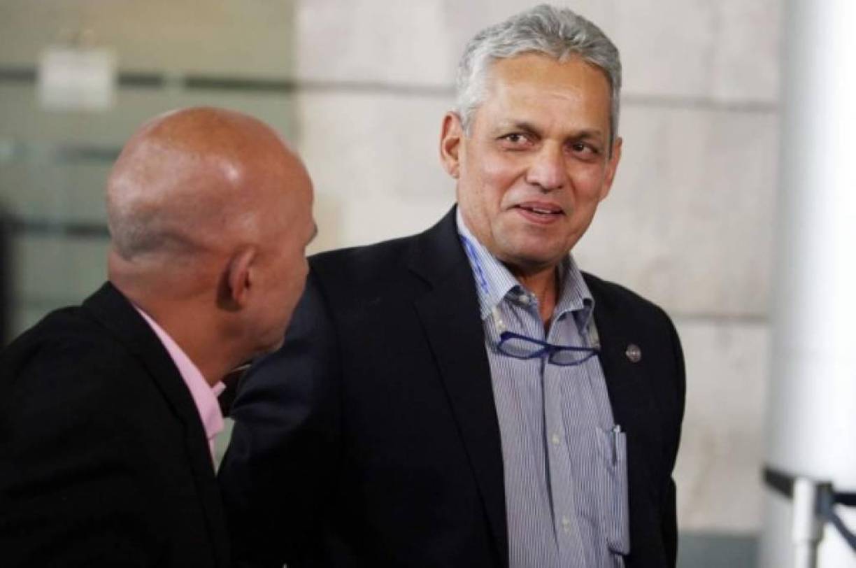 Reinaldo Rueda no pudo clasificar a Colombia al Mundial de Qatar y todo indica de que será cesado. Es otro candidato para llegar al banquillo de Honduras.