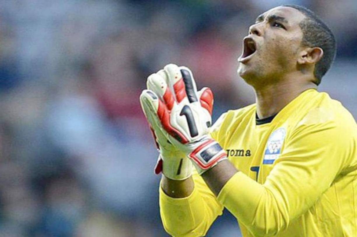 José Mendoza: De gran nivel con Honduras en los Olímpicos del 2012, ahora el guardameta jugará con Parillas One, viene de Venezuela.