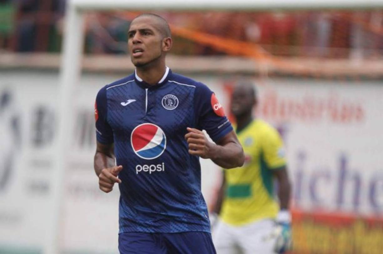 Javier Atala, presidente financiero de Motagua, confirmó que Eddie Hernández jugará en el extranjero. 'Eddie Hernández tiene contrato y se va a un equipo asiático, ha sido su determinación, le ofrecimos que viniera al país, pero su prioridad es el extranjero y es algo que entendemos perfectamente', dijo.