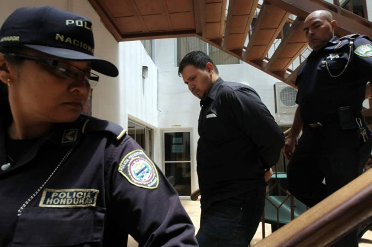 El juez dictó detención judicial a Paredes Vélez por el delito de homicidio.