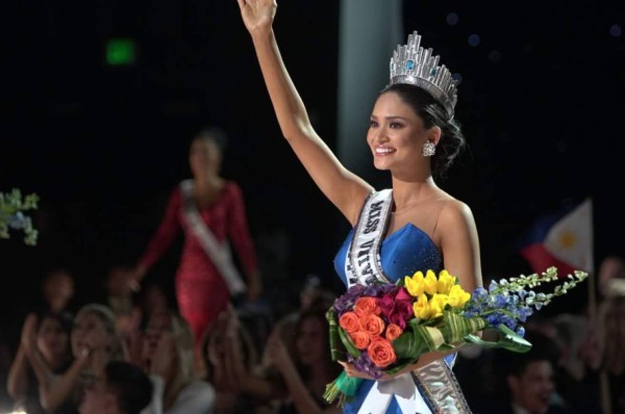 Ante el asombro de los millones de telespectadores alrededor del mundo, la representante de Filipinas, Pia Wurtzbach, fue coronada tres minutos después en la gala celebrada en Las Vegas, Estados Unidos.