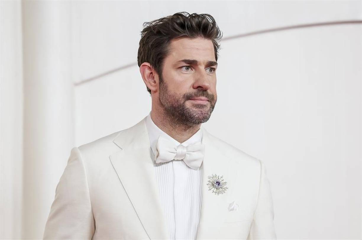 El actor John Krasinski ha sido nombrado el hombre vivo más sexi de 2024 por la revista People, que publica en su nuevo número de esta semana una entrevista y su fotografía en la portada.