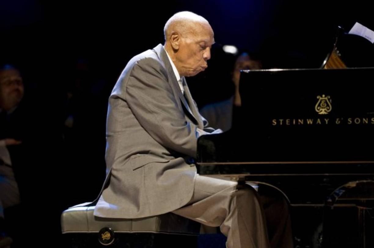 Bebo Valdés/ Marzo de 2013. Muere después de un gol de Ramsey.