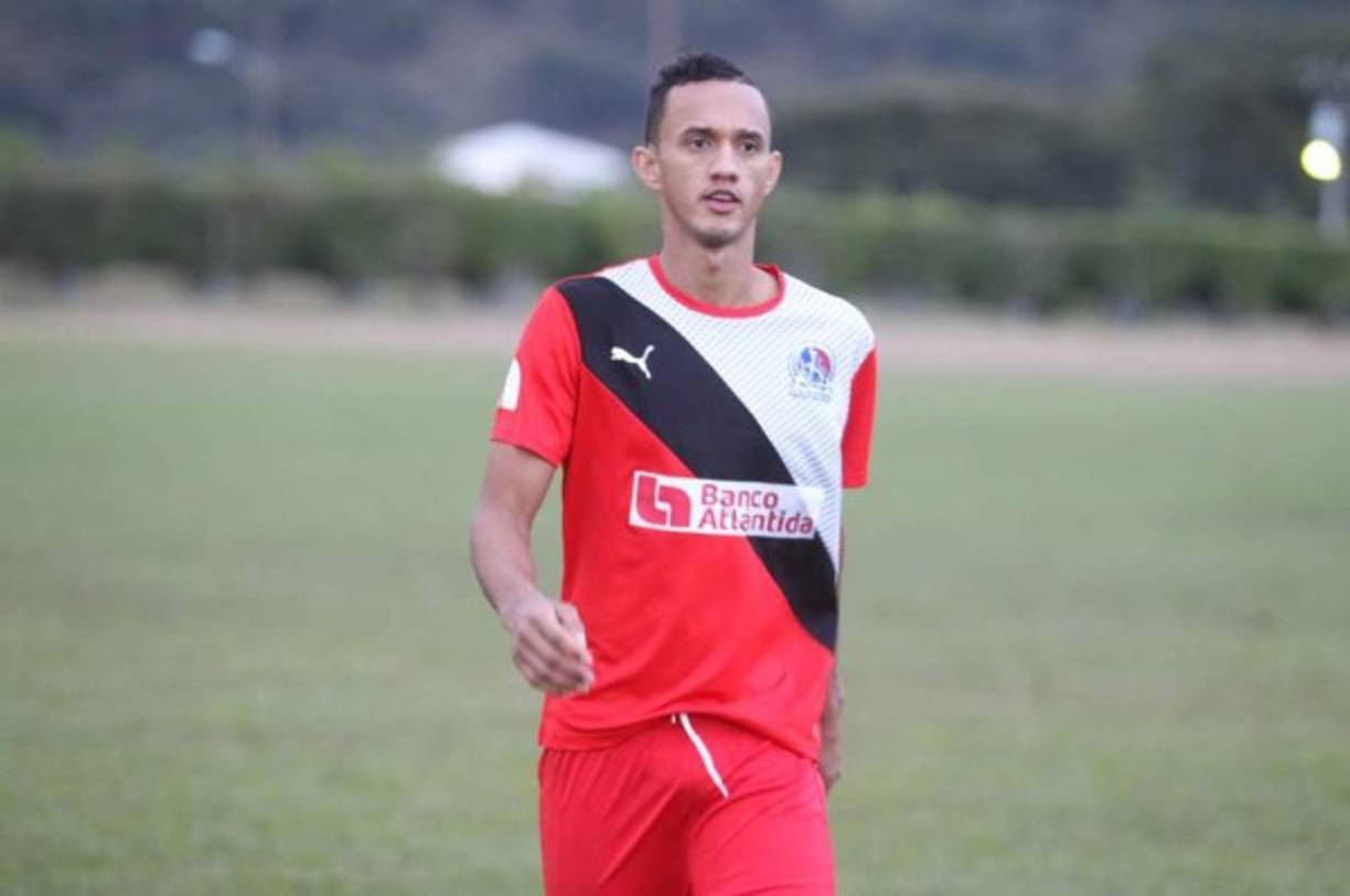 El delantero Diego Reyes podría ser cedido por el Olimpia a préstamo al Juticalpa tras el fichaje de Jerry Bengtson y la continuidad de Carlo Costly.