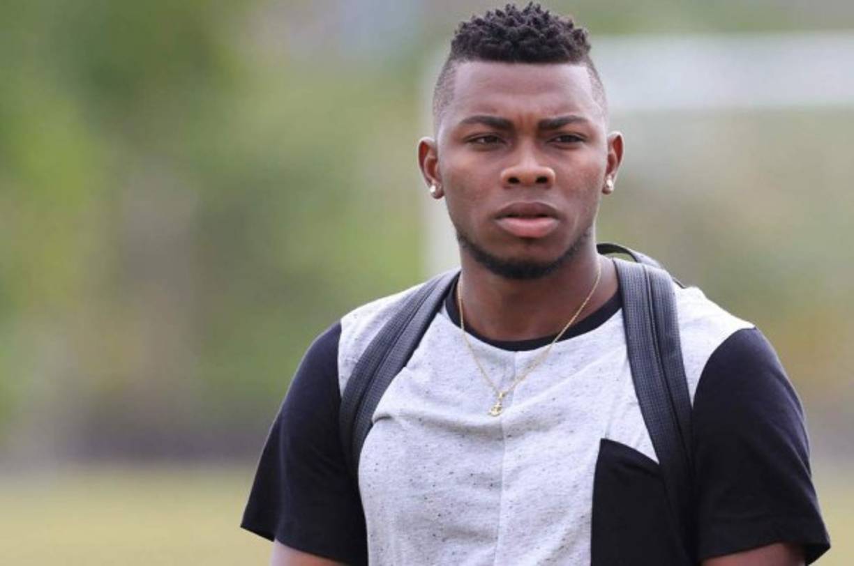 Elmer Güity: En torneos anteriores era un titular indiscutible, pero con Pedro Troglio ha sido todo lo contrario por lo que no ha podido destacar con Olimpia en la presente campaña.