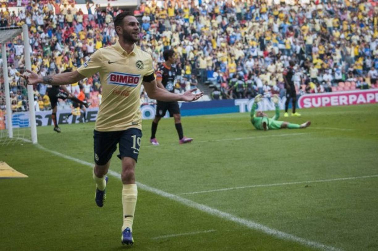 El defensa que juega en el Porto mide 1.78 metros de estatura. Es uno de los rivales de la Selección hondureña.