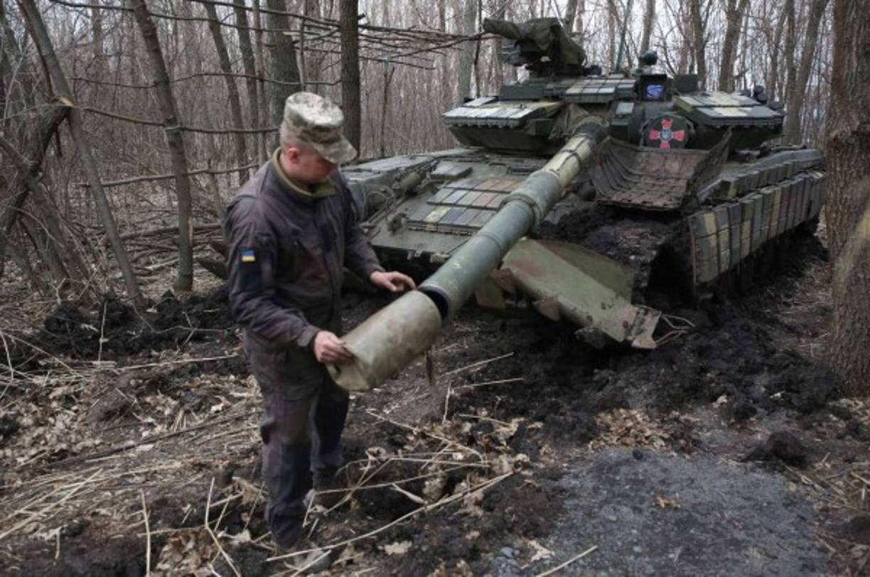 En una intensa actividad diplomática, Kiev ha recabado el apoyo de EEUU, la Unión Europea, Reino Unido, Canadá y la OTAN, entre otros aliados que han reiterado su respaldo a la soberanía e integridad territorial de Ucrania.<br/>