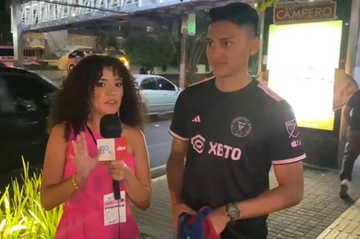 “Salí a las 2 de la mañana por la vía terrestre”, manifestó David Rayo, nacido en Nicaragua, pero quien madrugó desde tempranas horas para arribar en <b>El Salvador</b>. “Ando con mi esposa y mi hija, aquí vive mi suegra, ella está casada con un salvadoreño”, confesó a Diario LA PRENSA.