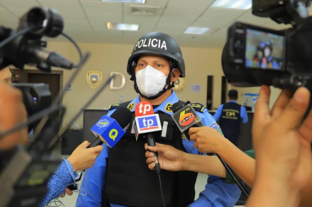 Ocurrió en Catacamas, Olancho, donde ahora es jefe de Policía, cuando confrontó a un grupo de civiles fuertemente armados durante un velorio