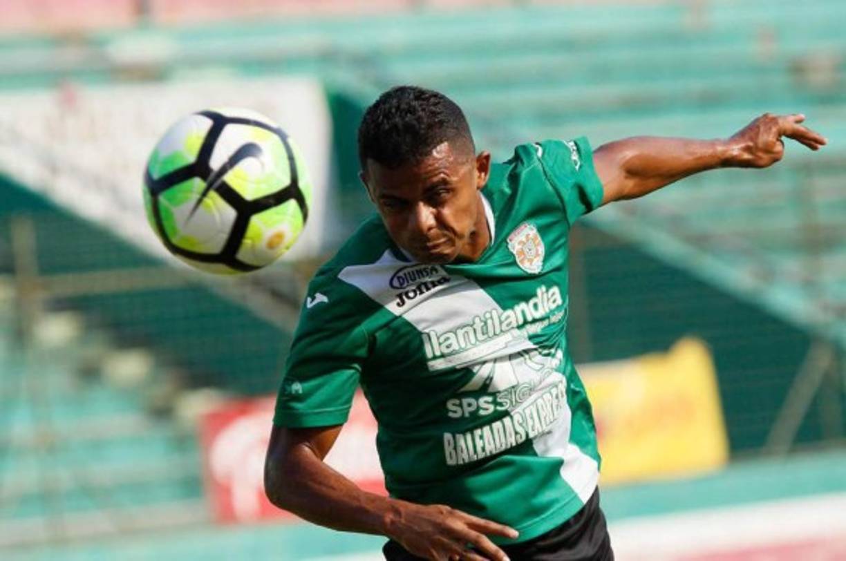 Samuel Córdova: El experimentado defensor sigue sin lograr un acuerdo con Marathón ya que finalizó su contrato con los verdes.