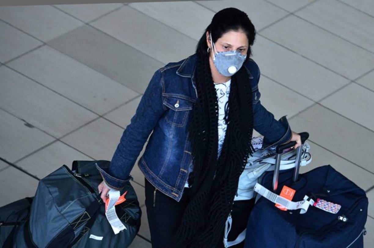 El Gobierno de Honduras anunció la víspera la restricción de entrada al país a viajeros procedentes de países 'con alta incidencia' de Covid-19 y pidió a sus ciudadanos abstenerse de viajar si no es necesario.<br/>