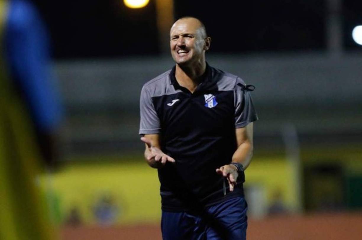 Julio 'Palomo' Rodríguez: El entrenador uruguayo goza de la confianza de la directiva del Honduras Progreso por lo que esperan que el sudamericano siga al frente del equipo en el próximo campeonato.