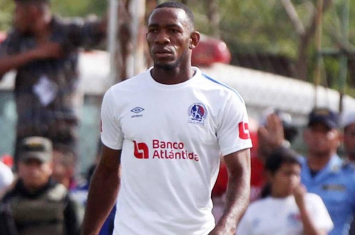 <br/>Jairo Róchez: El delantero no se hizo presente a los entrenamientos del Olimpia y no entra en los planes del cuadro olimpista para el Clausura 2020. Se menciona que Platense es uno de los clubes que lo quiere.