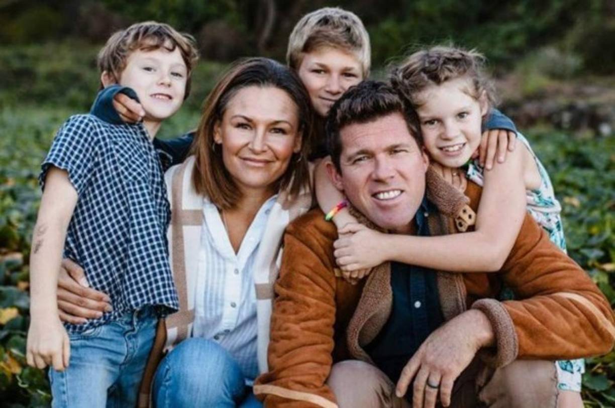 La pesadilla terminó gracias a dos factores, a una llamada de una amiga cercana que avisó a la policía que Carmen podría estar en peligro, y a que el secuestrador, en su intento de obtener dinero, la obligó a llamar a sus padres, lo que sirvió a la policía para localizarla rápidamente.