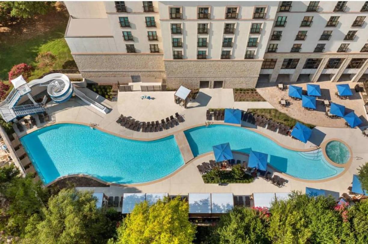 La espectacular piscina que tendrán a disposición los jugadores de la Selección de Honduras, aunque el clima es cambiante en Dallas.