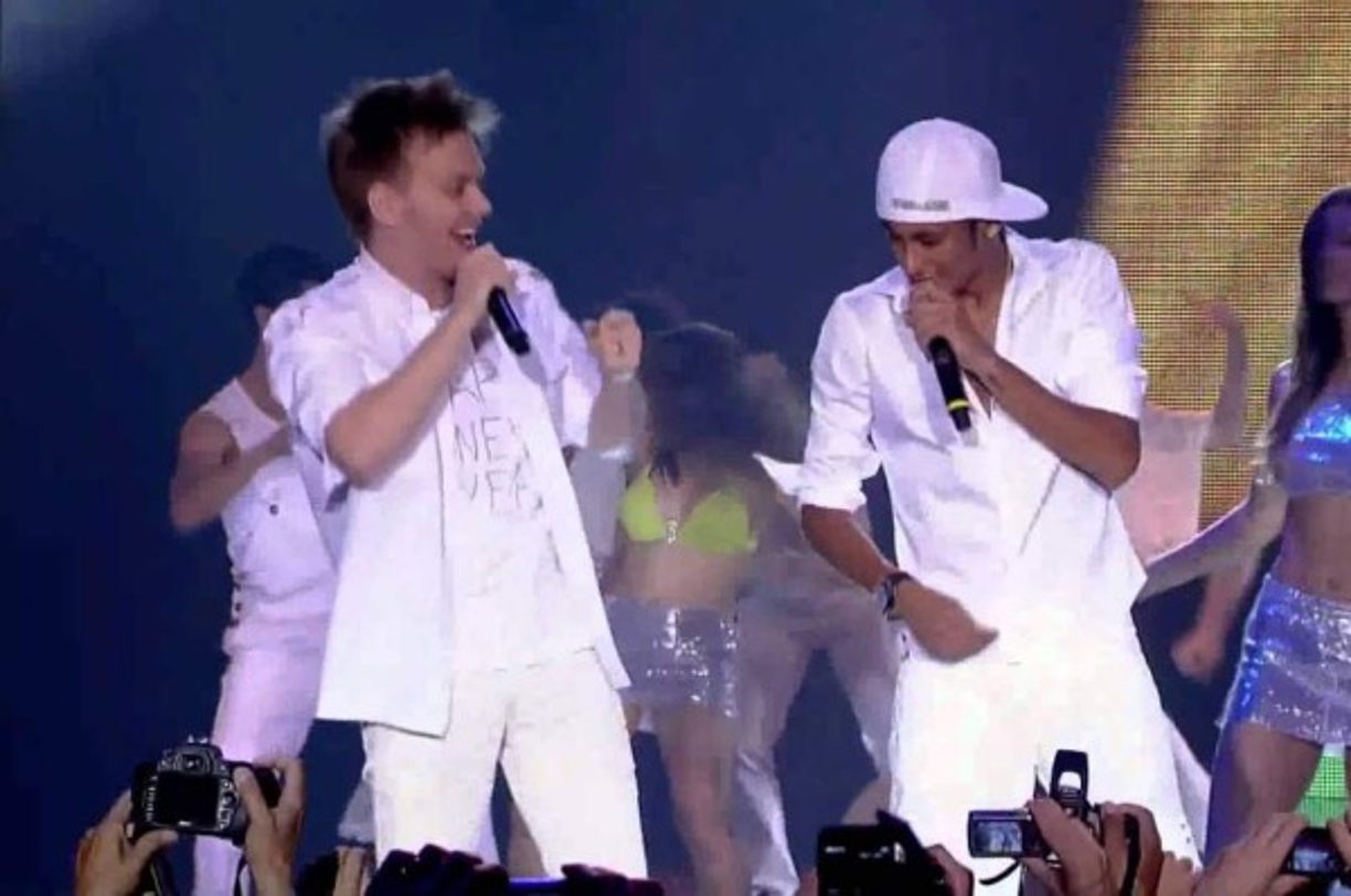 Teló invitó a Neymar a uno de shows dejando al público fascinado.