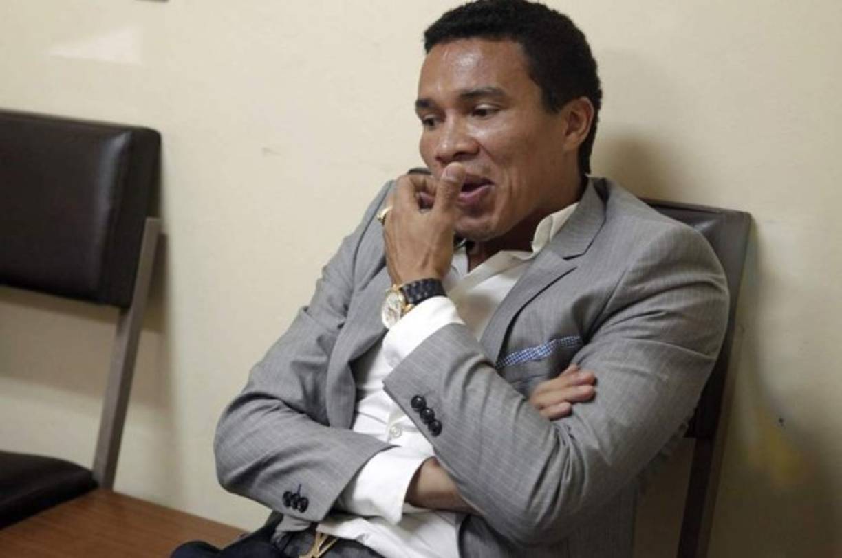 Rambo de León fue puesto en libertad en las primeras horas de la mañana del domingo ya que fue declarado inocente.