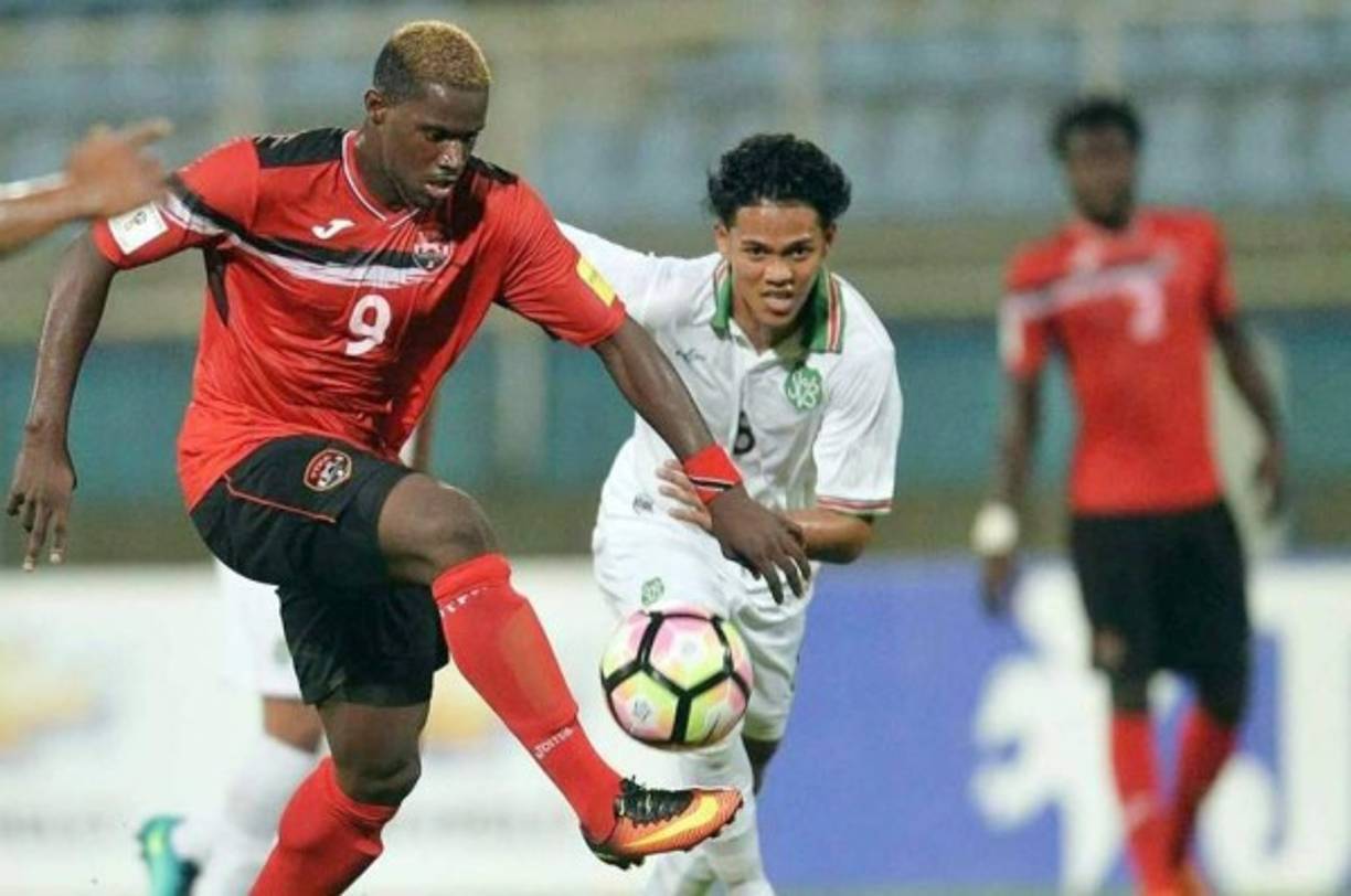 El Vida de La Ceiba se sigue reforzando y ahora han fichado al delantero Akeem Garnett Roach, seleccionado de Trinidad y Tobago que cuenta con 21 años de edad.