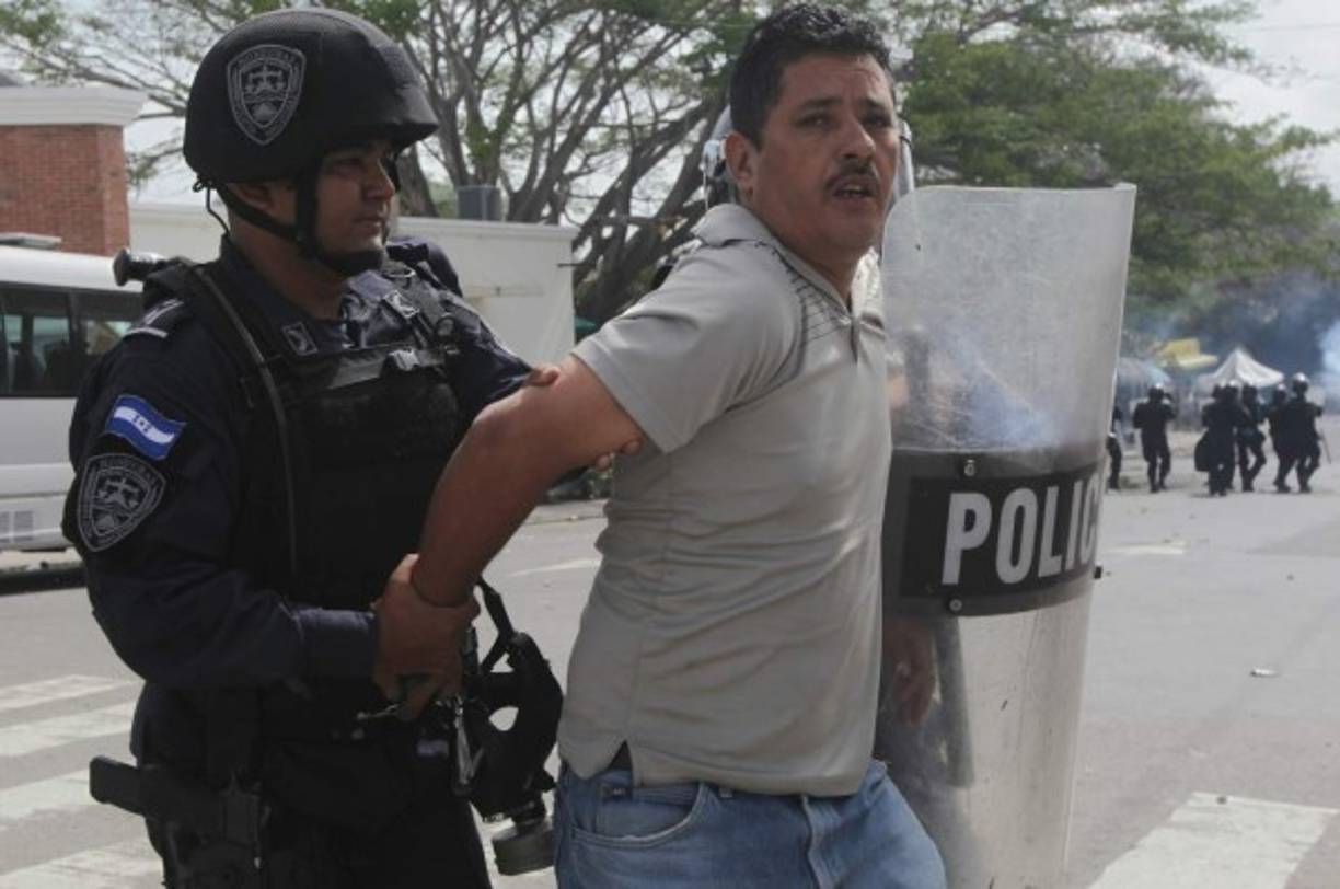 Los transportistas analizan las propuestas del gobierno y se espera que tomen una decisión en las próximas horas.