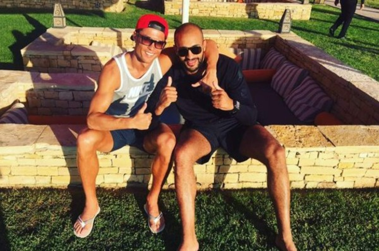 El tribunal condenó al amigo de CR7 por un 'asalto con agravante' al empresario holandés Koen Everink durante una fiesta nocturna en Ámsterdam Arena en 2012, así como por otro incidente en el club de Jimmy Woo de la misma ciudad, donde el luchador rompió un vaso frente a su víctima e intentó asaltarla con el cristal roto.