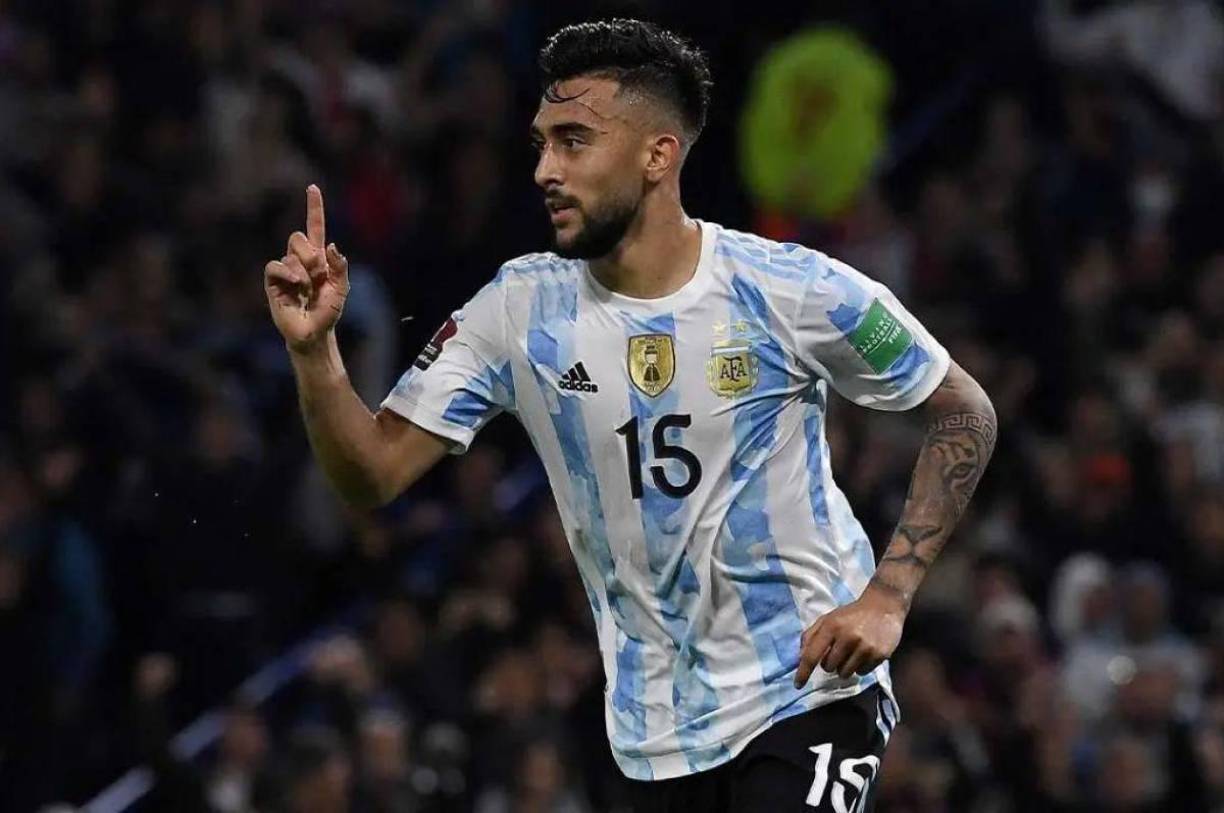 “Para nosotros está genial. Somos todos jugadores jóvenes que quieren jugar al fútbol y tantos partidos hacen bien al equipo”, dijo González en su presentación oficial como nuevo jugador de la ‘Juve’.