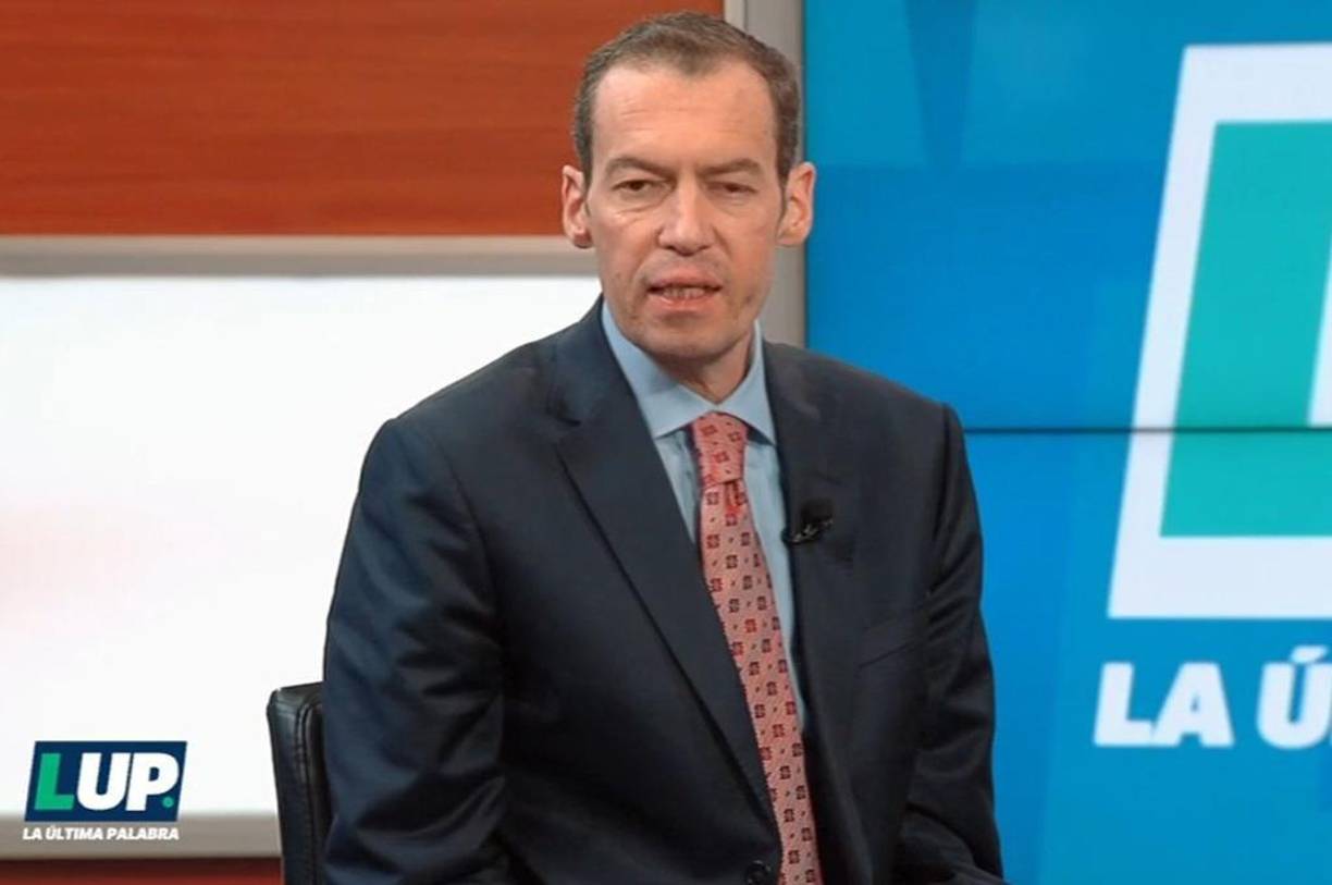 El contrato de Marín con Fox Sports vence en poco más de un mes, lo que podría convertirse en un factor importante en las negociaciones para su renovación o en su posible traslado a otra cadena televisiva, posiblemente Televisa.