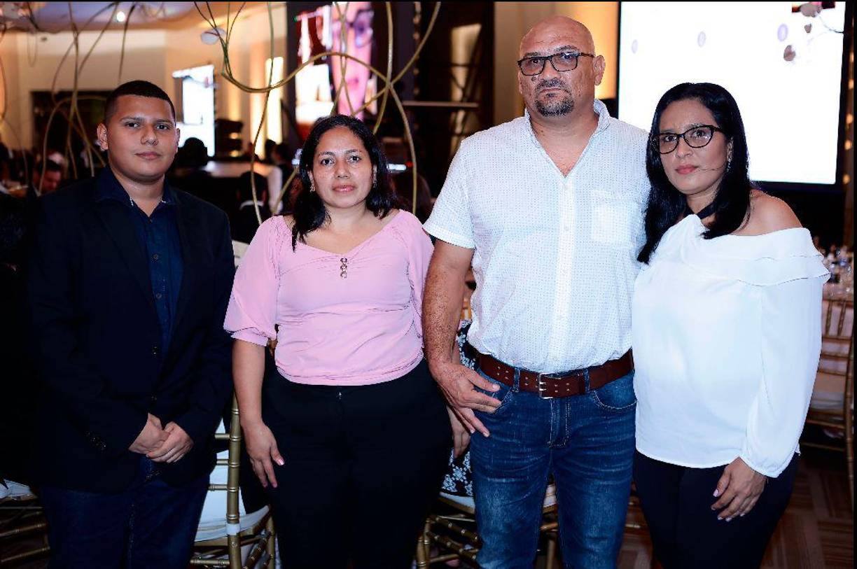 Josué Trejo, Hevila Ramos, Alan Ponce y Rosaura Ulloa