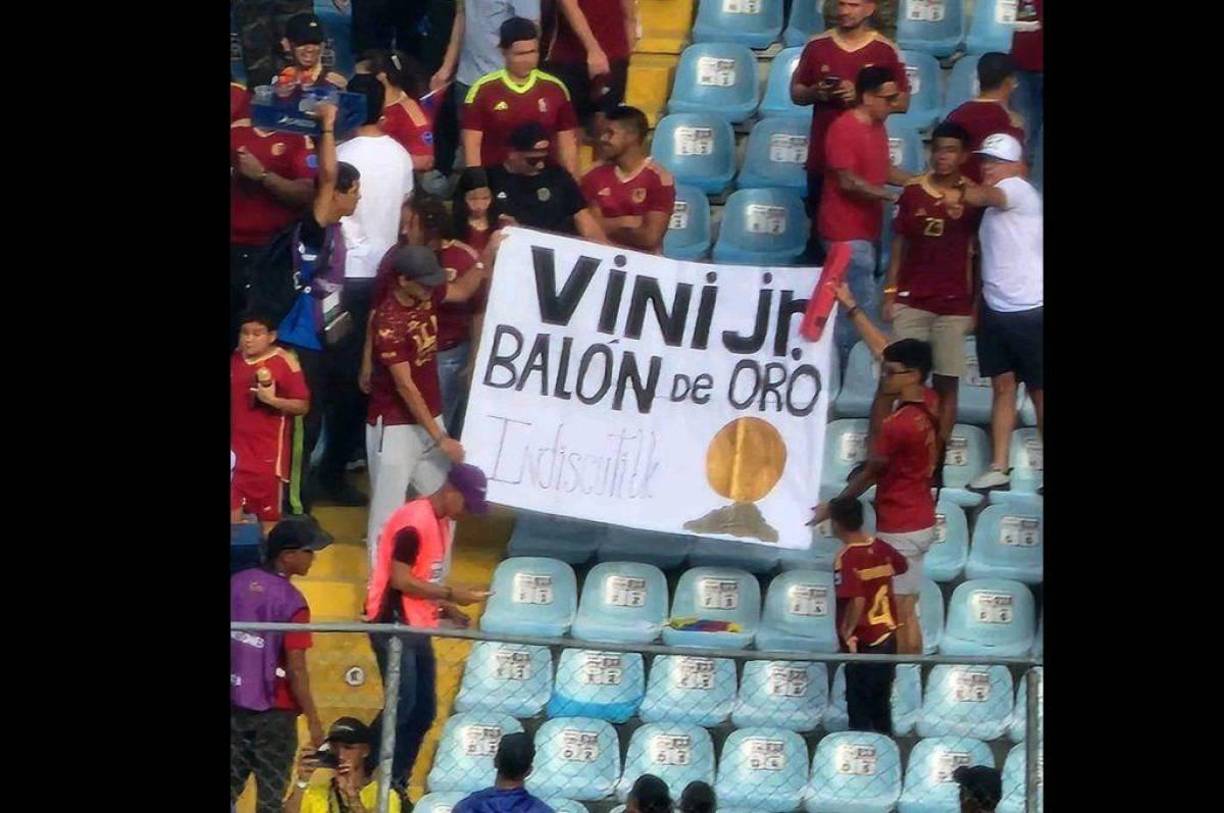  Previo al inicio del partido la afición de Venezuela se burló de Vinicius con respecto al Balón de Oro que lo terminó ganando Rodri hace unas semanas.