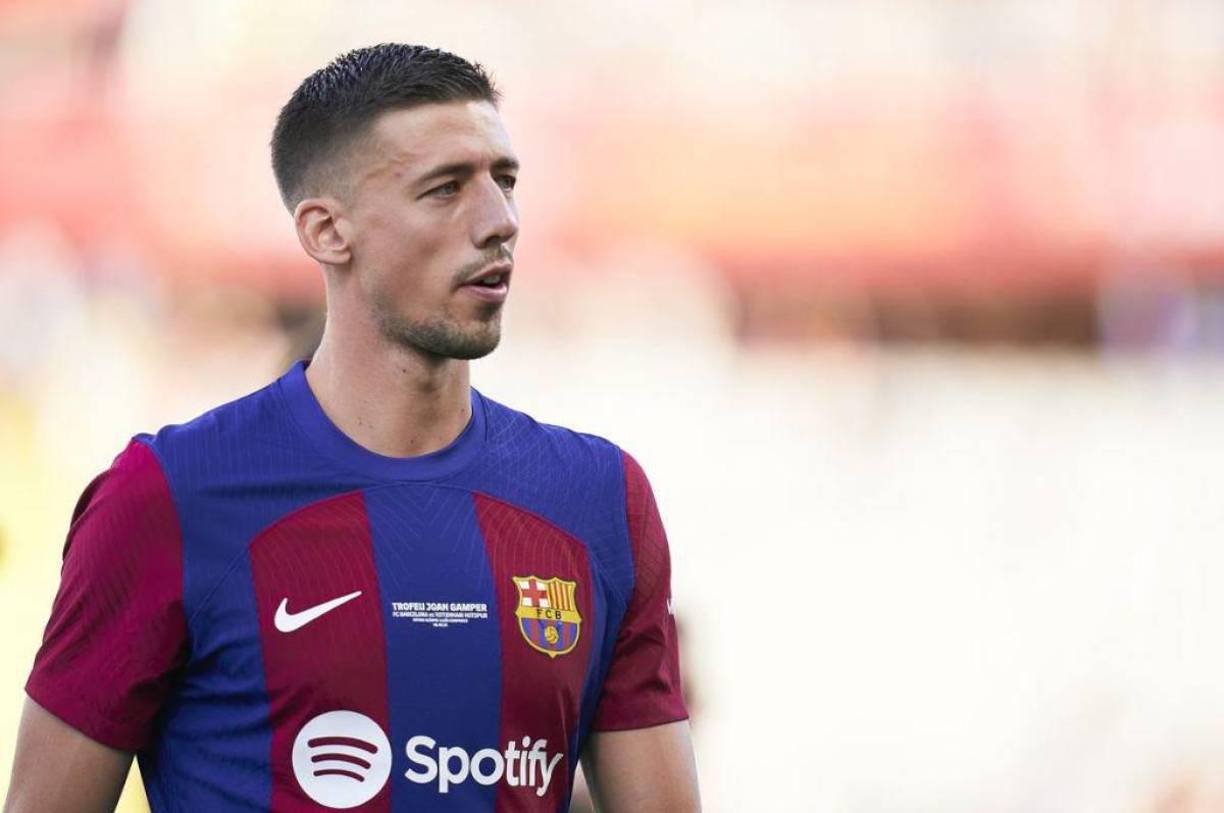 Según cuenta ‘Mundo Deportivo’, Lenglet gusta en la Real Sociedad como posible recambio de Le Normand para el centro de la zaga.